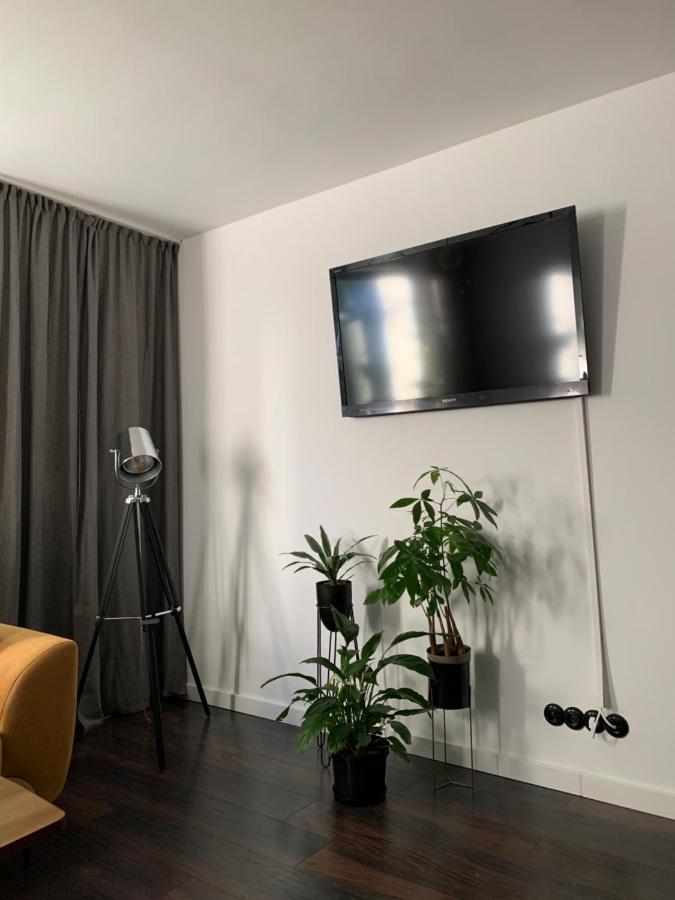 Metro Trocka Apartment وارسو المظهر الخارجي الصورة